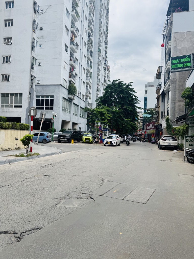 Bán nhà Nguyễn Phúc Lai - diện tích 90m2 7 tầng - Ô TÔ TRÁNH - giá 58 tỷ