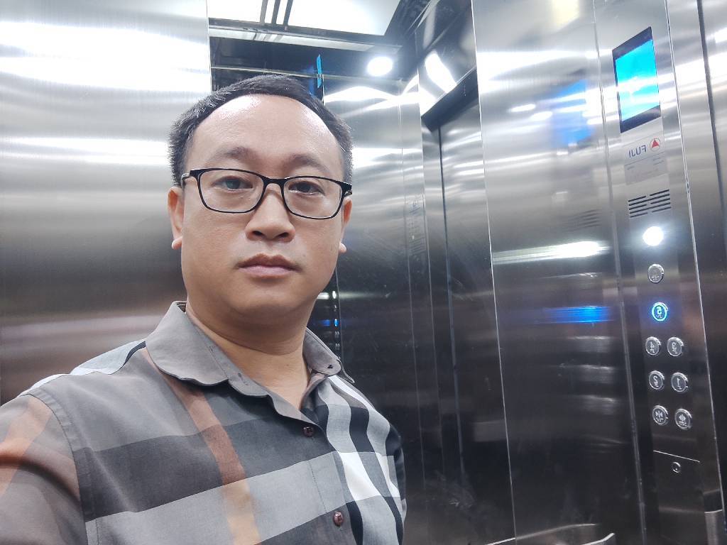 Bán nhà Thúy Lĩnh - diện tích 33m2 6 tầng - Nhà mới thang máy gần ô tô - giá 6 tỷ