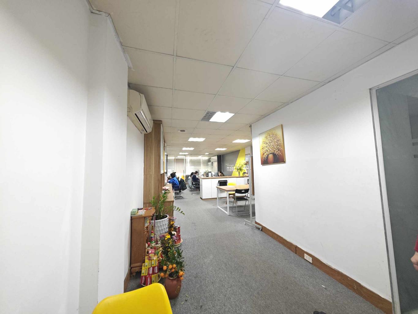 Bán nhà Vũ Tông Phan - diện tích 82m2 10 tầng - Mặt trước phố - giá 45 tỷ