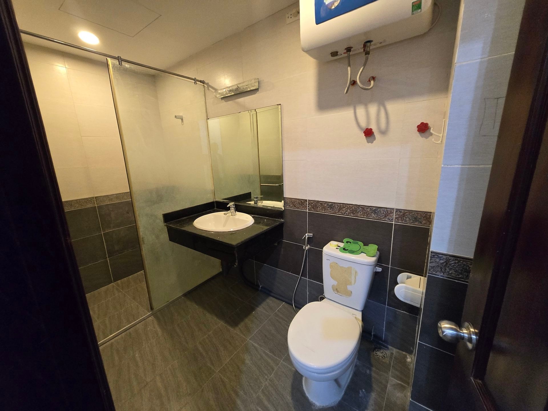 Bán nhà Bạch Mai - diện tích 178m2 6 tầng - Lô góc - giá 8,3 tỷ