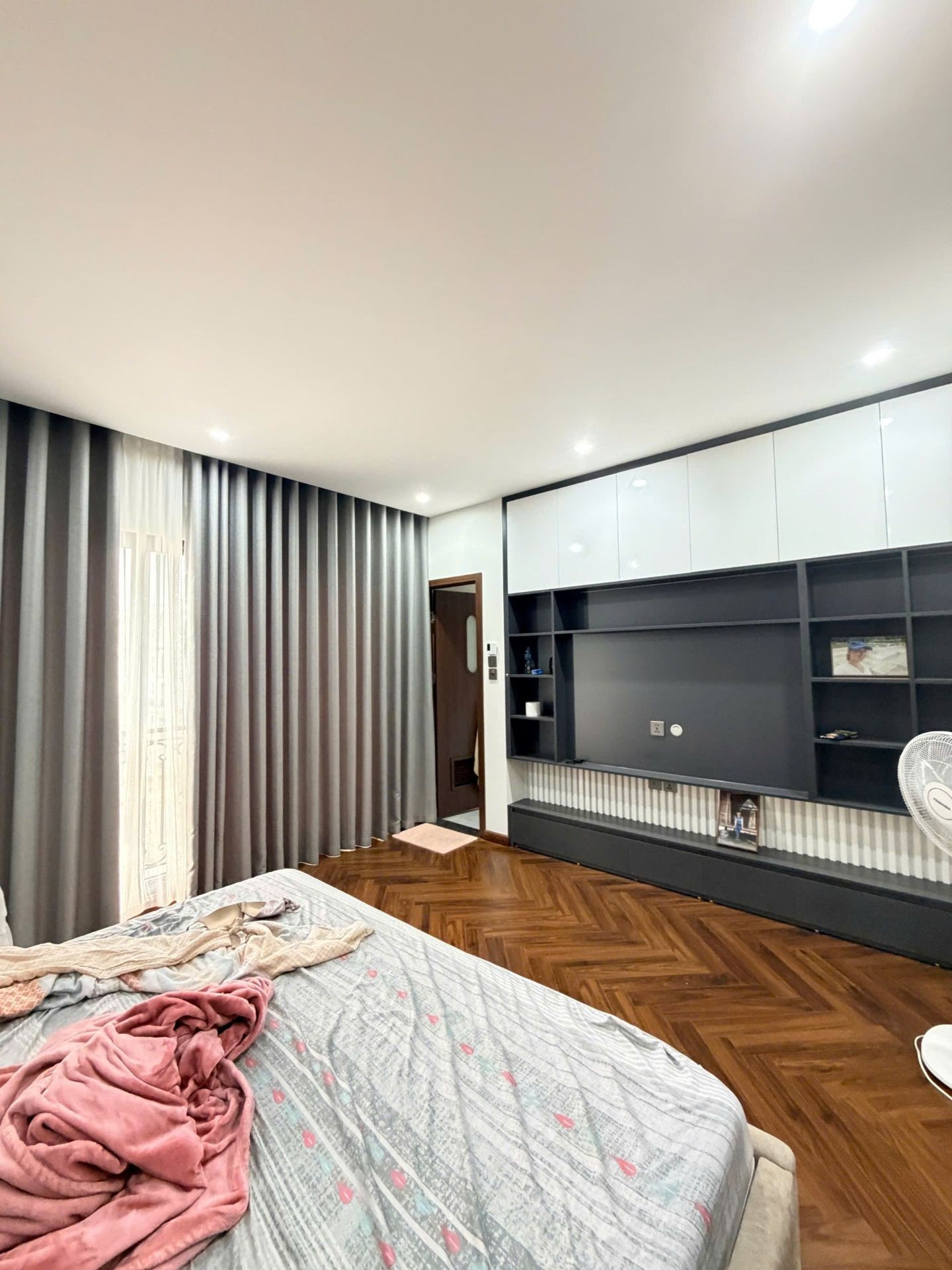 Bán nhà Ngõ 4 ô tô tránh - diện tích 120m2 5 tầng - Biệt thự liền kề FLC PREMIER PARC - giá 15 tỷ