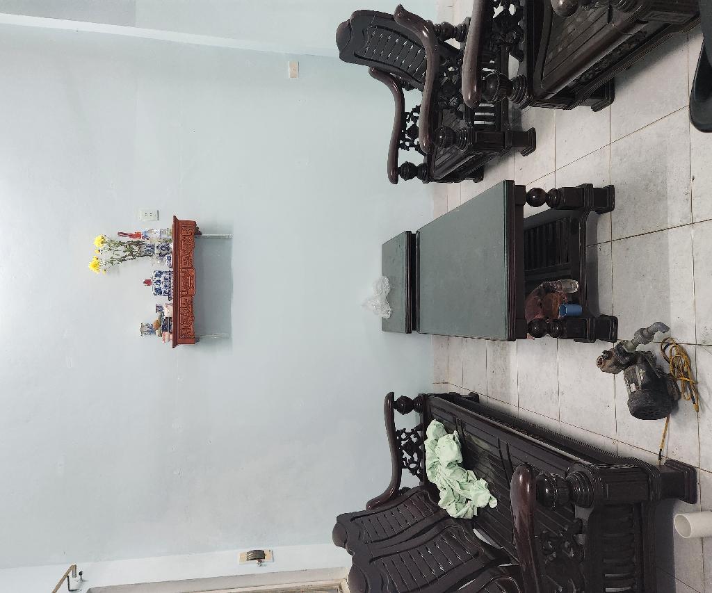 Bán nhà Giải Phóng - diện tích 72m2 2 tầng - Mặt ngõ ô tô tránh - giá 3,65 tỷ