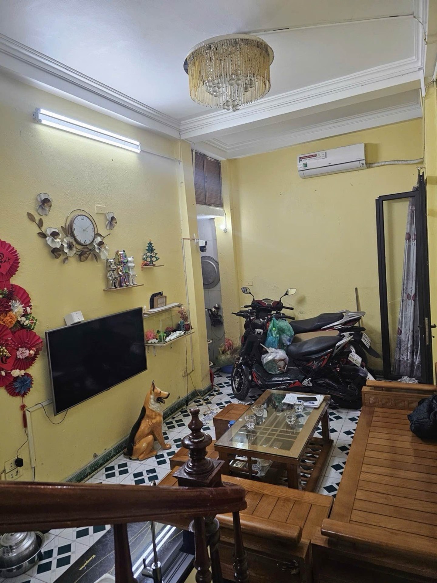 Bán nhà Đông Thiên - diện tích 23m2 4 tầng - Nhà đẹp hiếm có - giá 4,8 tỷ