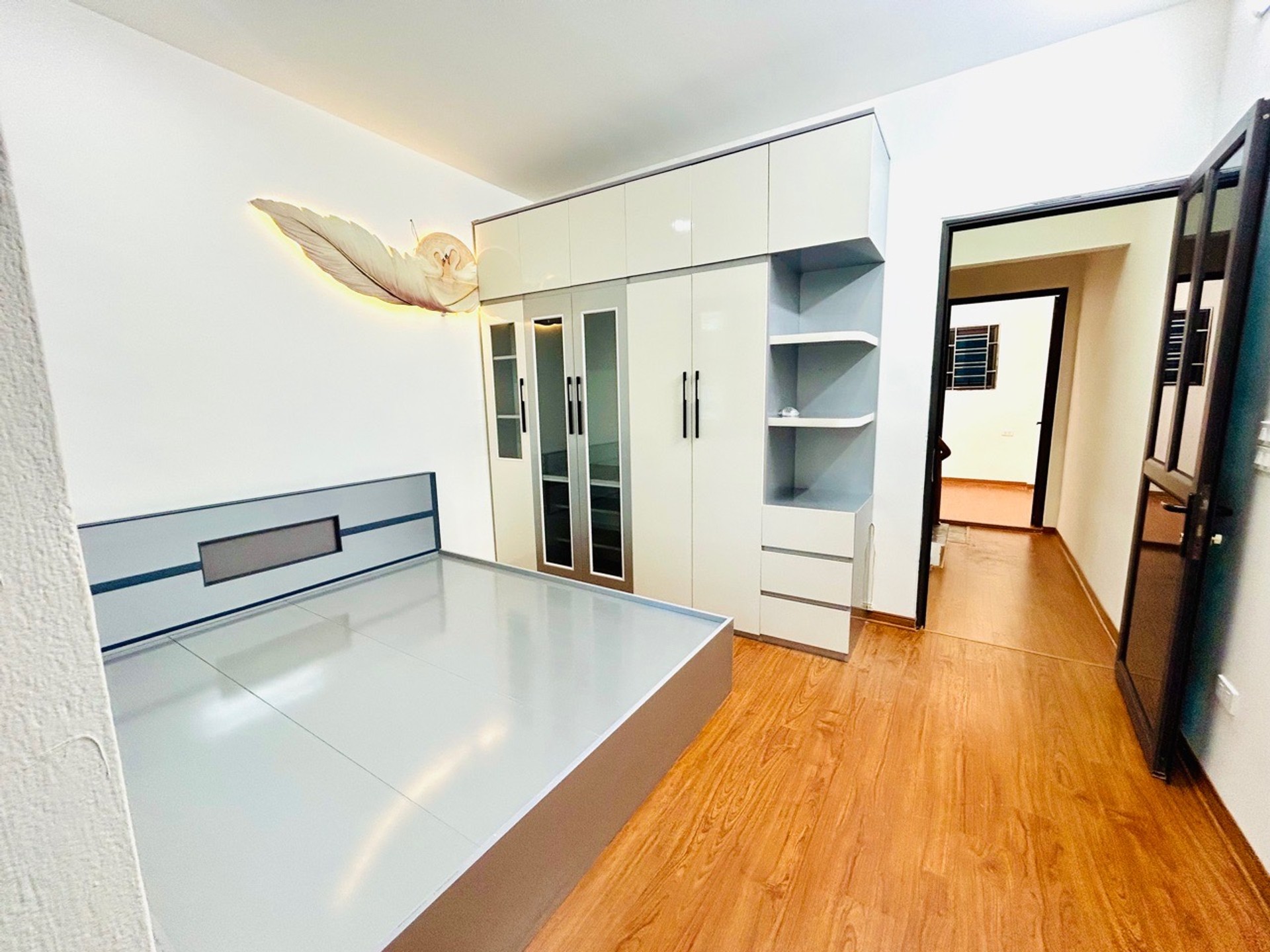 Bán nhà Hoàng Mai - diện tích 43m2 4 tầng - Nhà đẹp đủ công năng - giá 8,2 tỷ