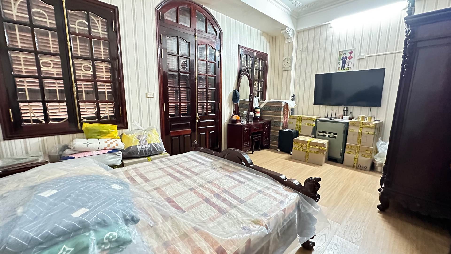 Bán nhà Lò Đúc - diện tích 48m2 6 tầng - Mặt tiền quyền lực - giá 43,5 tỷ