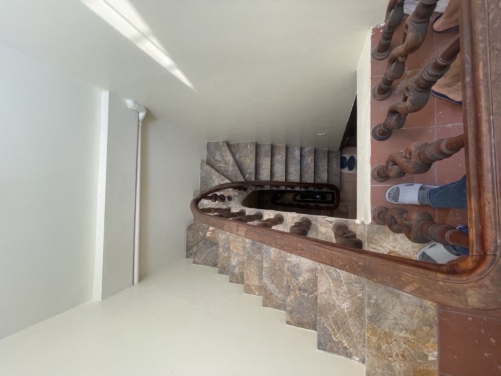 Bán nhà Trương Định - diện tích 52m2 4 tầng - Ô TÔ - giá 9,9 tỷ