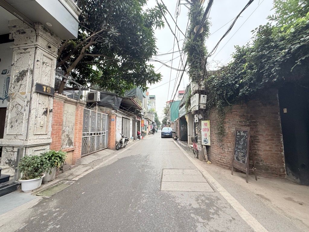 Bán nhà Tứ Liên - diện tích 100m2 7 tầng - Ô tô đỗ cửa - giá 7,5 tỷ