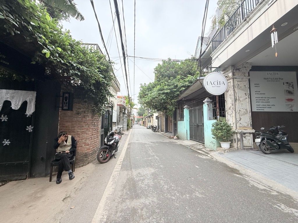 Bán nhà Tứ Liên - diện tích 100m2 7 tầng - Ô tô đỗ cửa - giá 7,5 tỷ