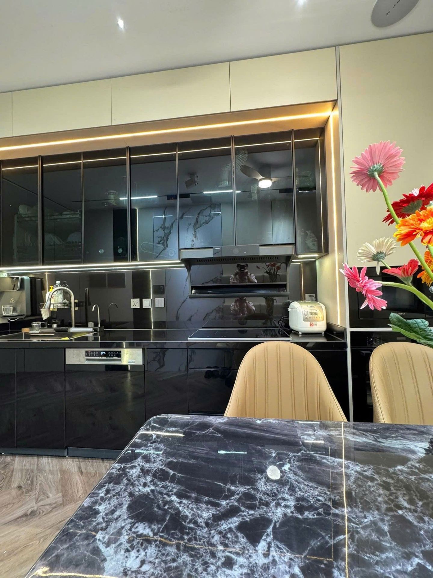 Bán nhà Giải Phóng - diện tích 45m2 5 tầng - Nhà đẹp, ô tô đỗ cửa - giá 18,2 tỷ
