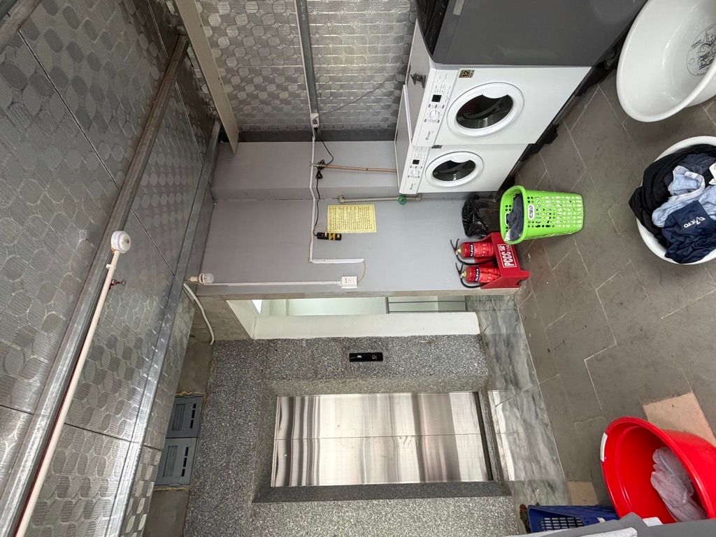 Bán nhà Đê Tô Hoàng - diện tích 75m2 6 tầng - Thoáng trước, sau - giá 25,5 tỷ