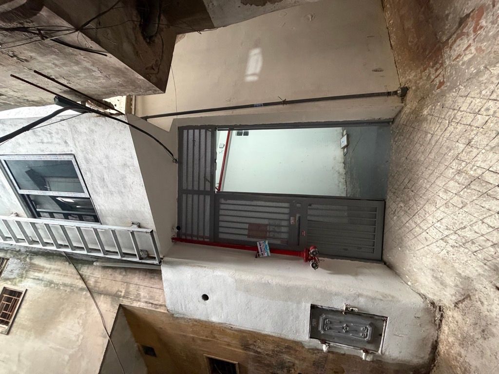 Bán nhà Đê Tô Hoàng - diện tích 75m2 6 tầng - Thoáng trước, sau - giá 25,5 tỷ