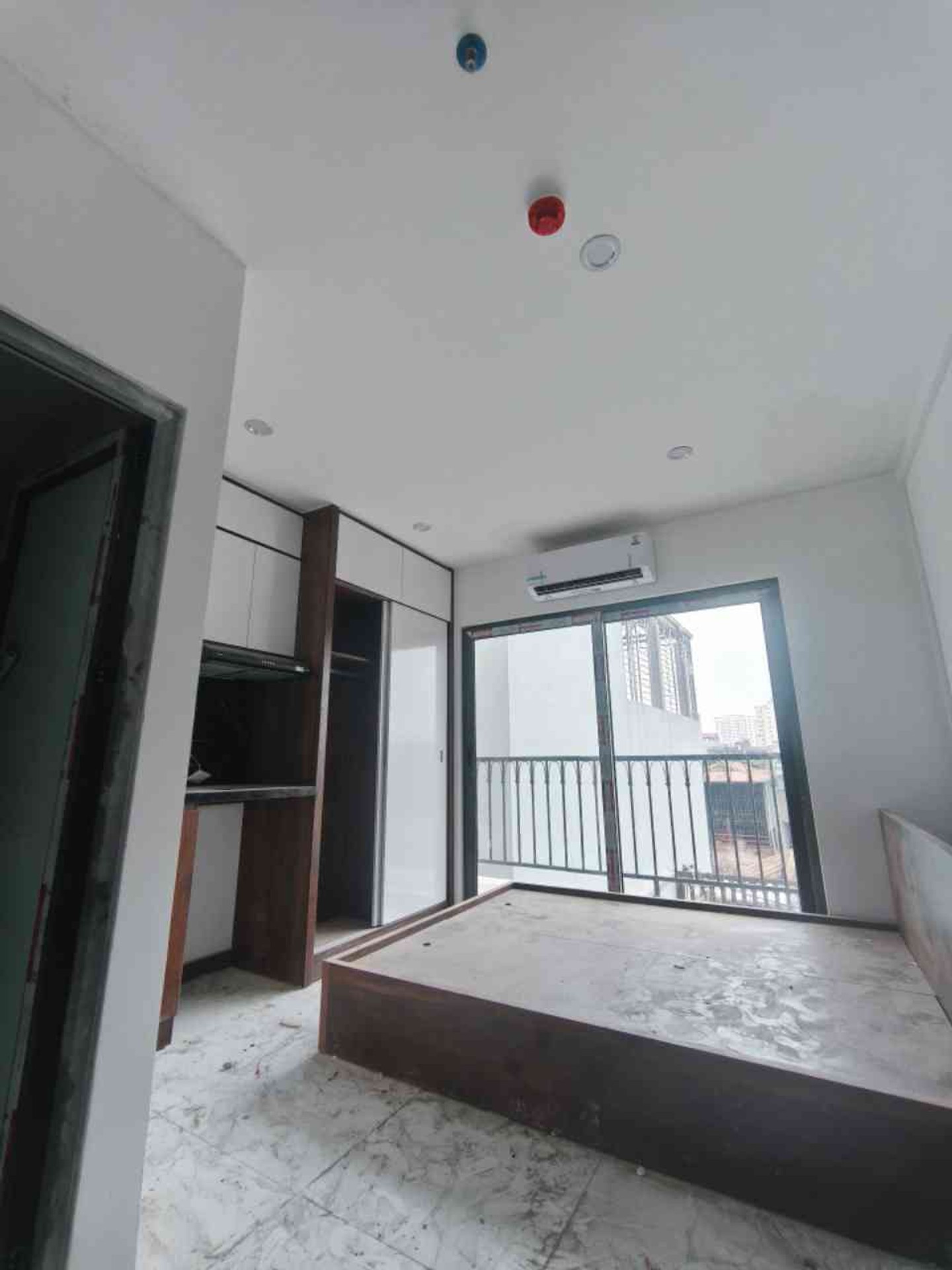 Bán nhà Tân Mai - diện tích 79m2 7 tầng - Toà CCMN 7 tầng với 16 căn hộ full nội thất - giá 22,9 tỷ