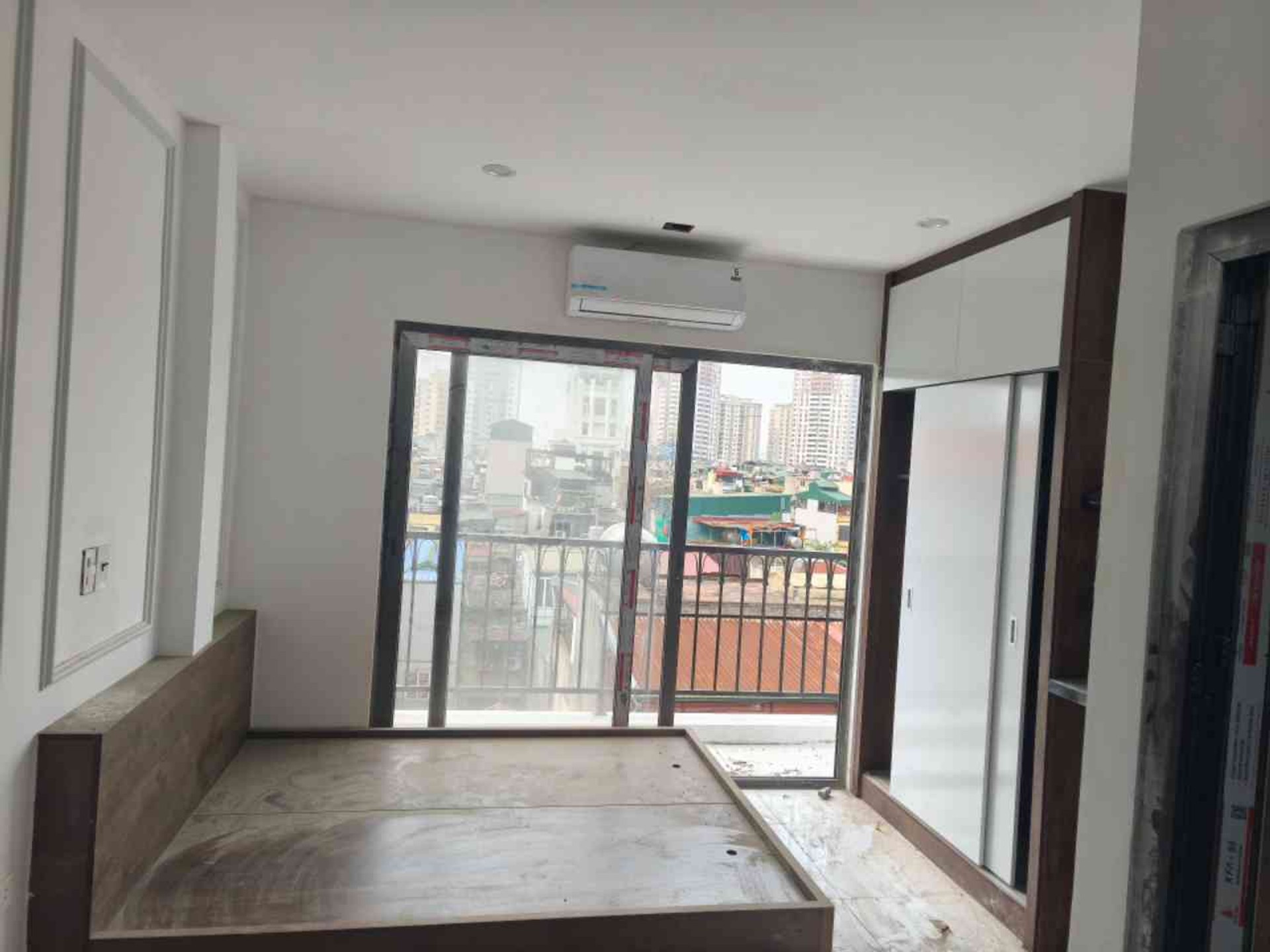 Bán nhà Tân Mai - diện tích 79m2 7 tầng - Toà CCMN 7 tầng với 16 căn hộ full nội thất - giá 22,9 tỷ