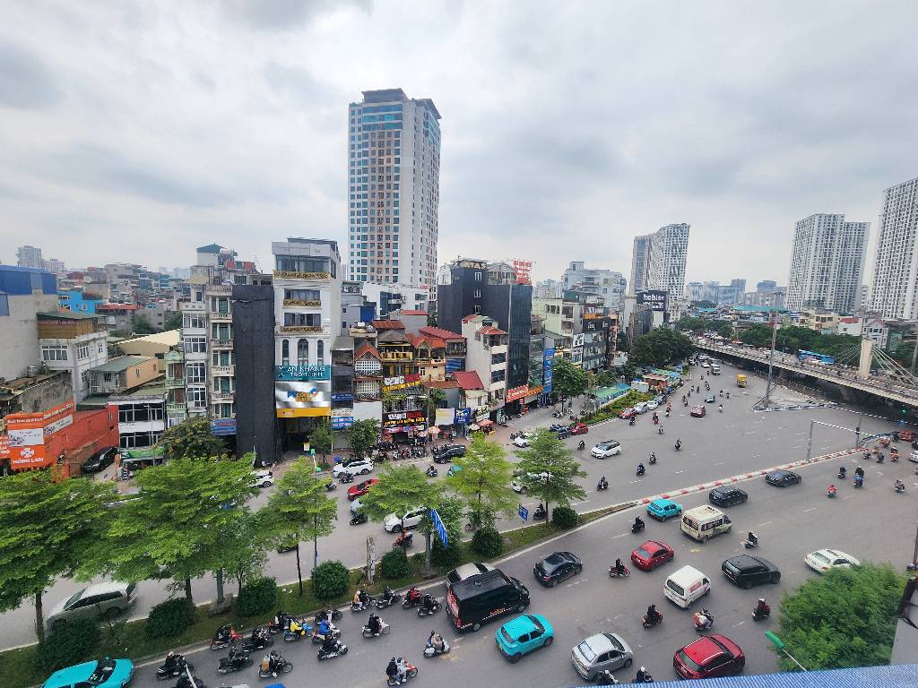 Bán nhà Trường Chinh - diện tích 54m2 7 tầng - Lô góc, thang máy - giá 35 tỷ