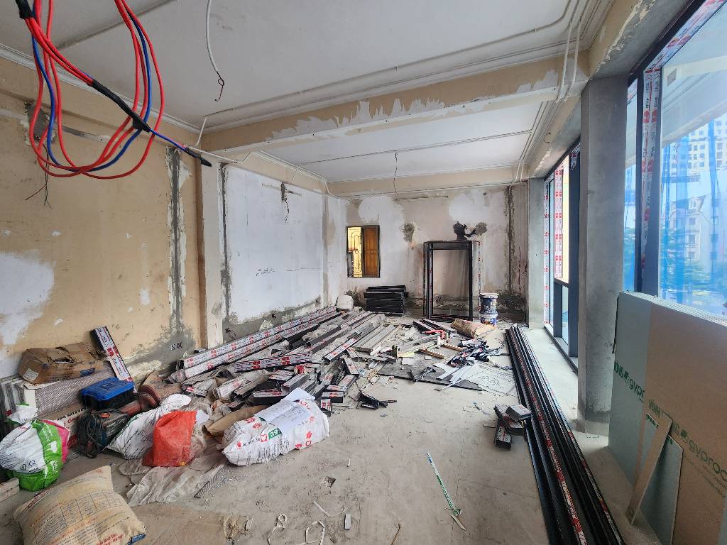 Bán nhà Trường Chinh - diện tích 54m2 7 tầng - Lô góc, thang máy - giá 35 tỷ