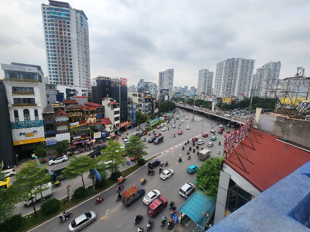 Bán nhà Trường Chinh - diện tích 54m2 7 tầng - Lô góc, thang máy - giá 35 tỷ