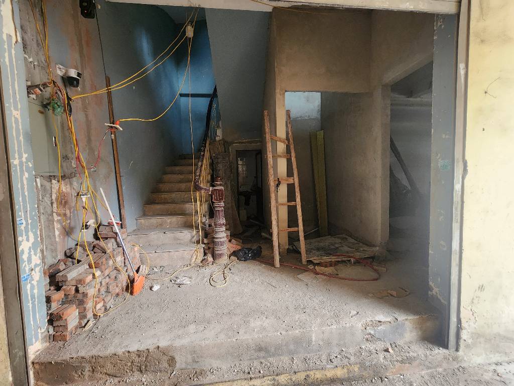 Bán nhà Trường Chinh - diện tích 54m2 7 tầng - Lô góc, thang máy - giá 35 tỷ