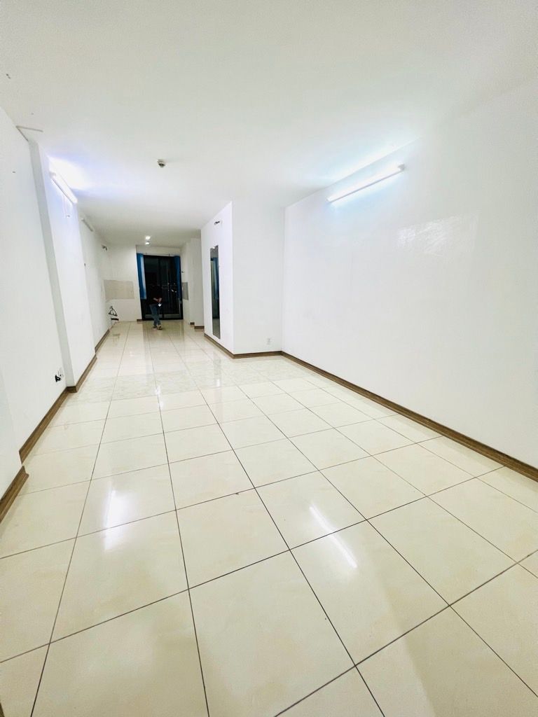 Bán nhà Toà N03B - diện tích 73m2 1 tầng - Sổ đỏ chính chủ - giá 6,7 tỷ