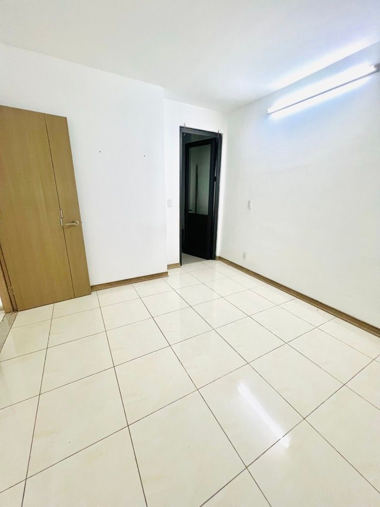 Bán nhà Toà N03B - diện tích 73m2 1 tầng - Sổ đỏ chính chủ - giá 6,7 tỷ