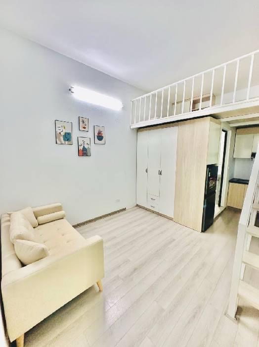 Bán nhà Phùng Khoang - diện tích 185m2 7 tầng - Ô tô lùi vào nhà - giá 33,5 tỷ