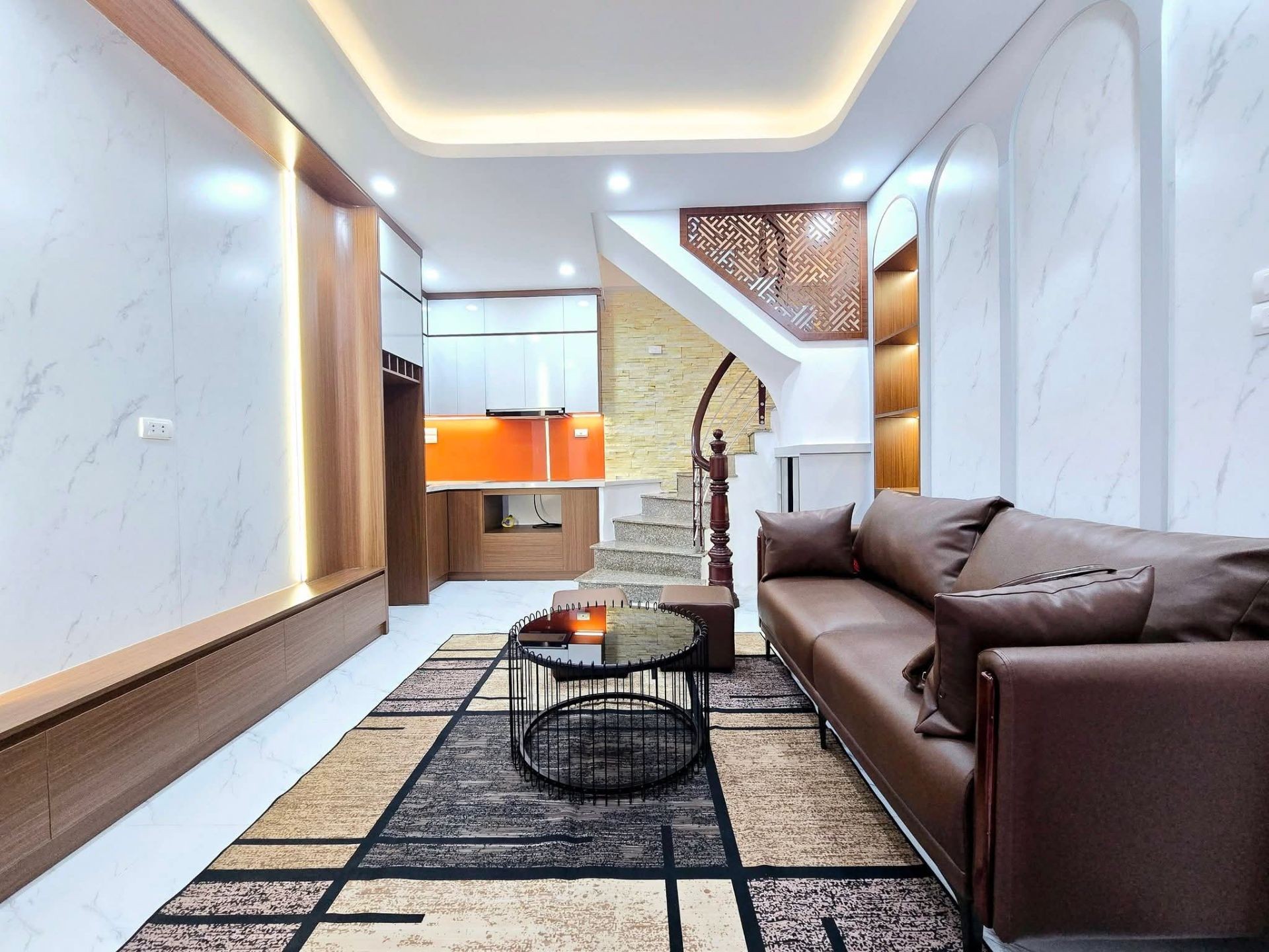Bán nhà Kim Ngưu - diện tích 18m2 5 tầng - Nhà đẹp long lanh - giá 4,45 tỷ