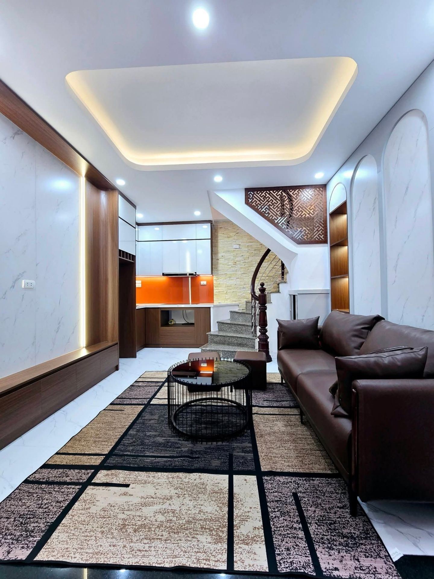 Bán nhà Kim Ngưu - diện tích 18m2 5 tầng - Nhà đẹp long lanh - giá 4,45 tỷ