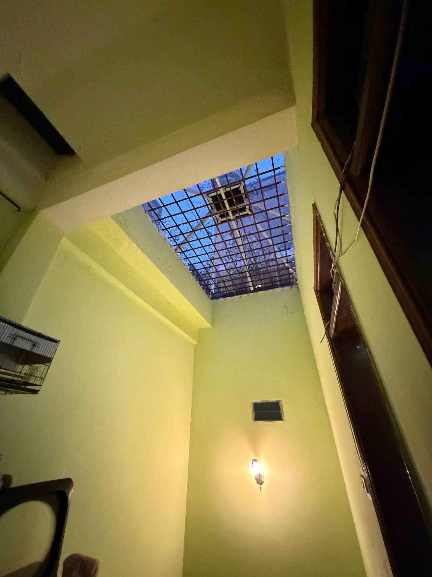 Bán nhà Chùa Bộc - diện tích 64m2 3 tầng - Ô TÔ - KINH DOANH - giá 28 tỷ