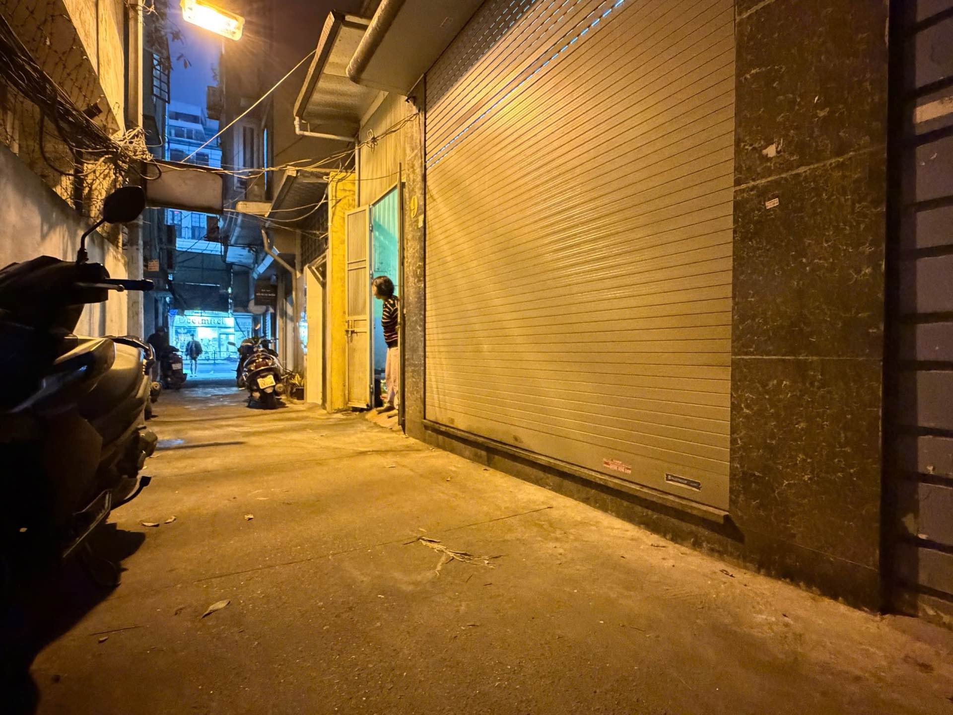 Bán nhà Chùa Bộc - diện tích 64m2 3 tầng - Ô TÔ - KINH DOANH - giá 28 tỷ