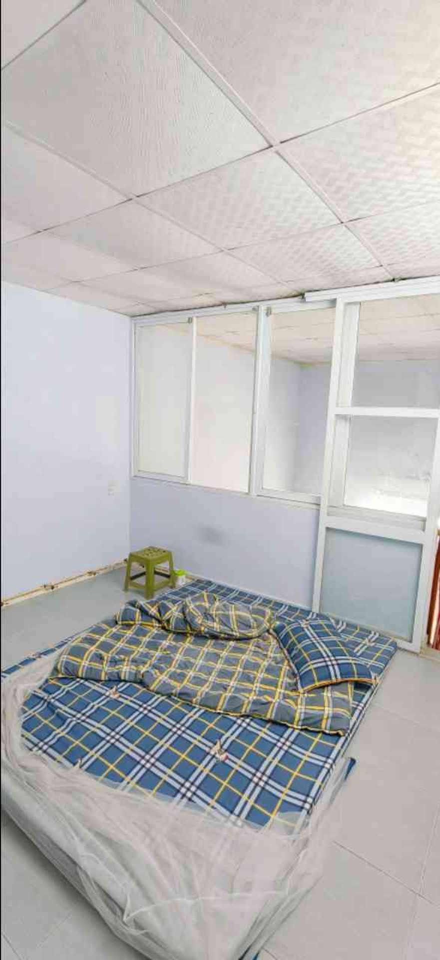 Bán nhà Nguyễn Khoái - diện tích 30m2 1.5 tầng - Ô tô đỗ cửa - giá 3 tỷ