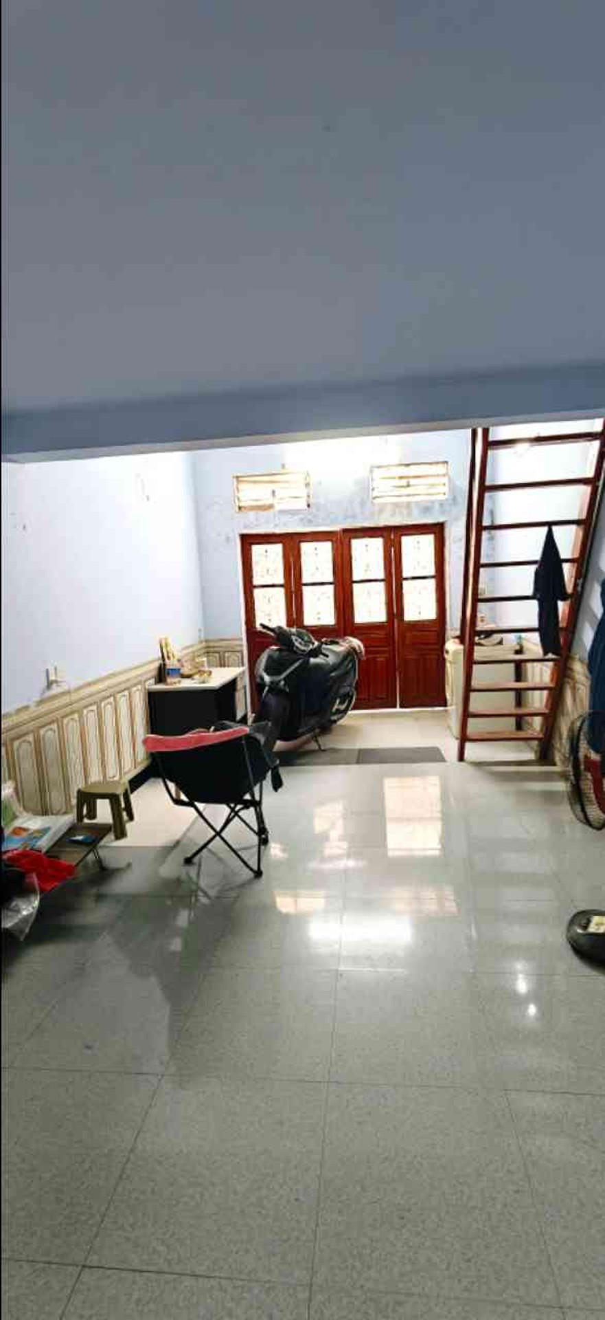 Bán nhà Nguyễn Khoái - diện tích 30m2 1.5 tầng - Ô tô đỗ cửa - giá 3 tỷ