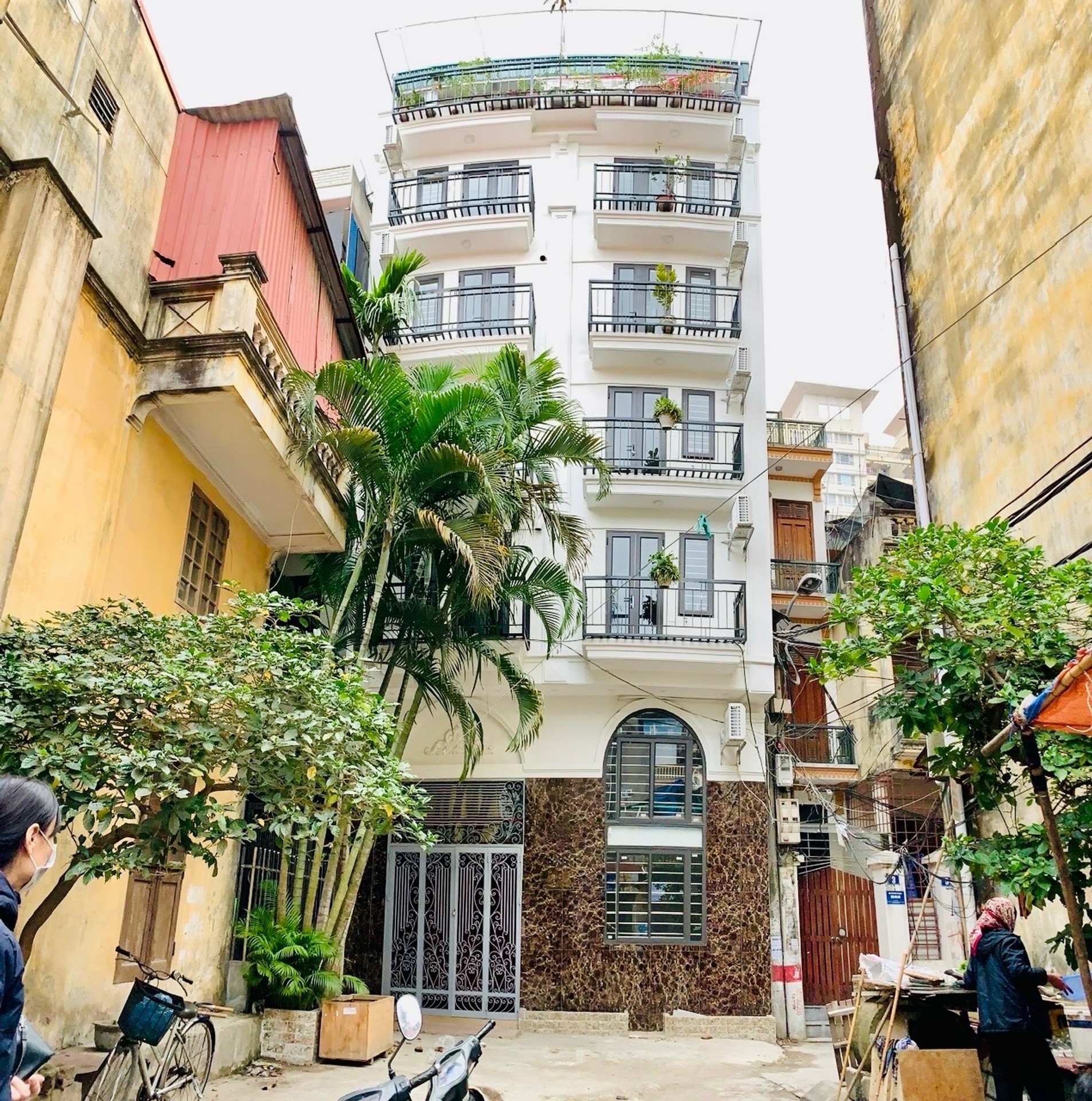 Bán nhà Lương Khánh Thiện - diện tích 60m2 6 tầng - Thang máy, Gara ô tô 7 chỗ - giá 15 tỷ