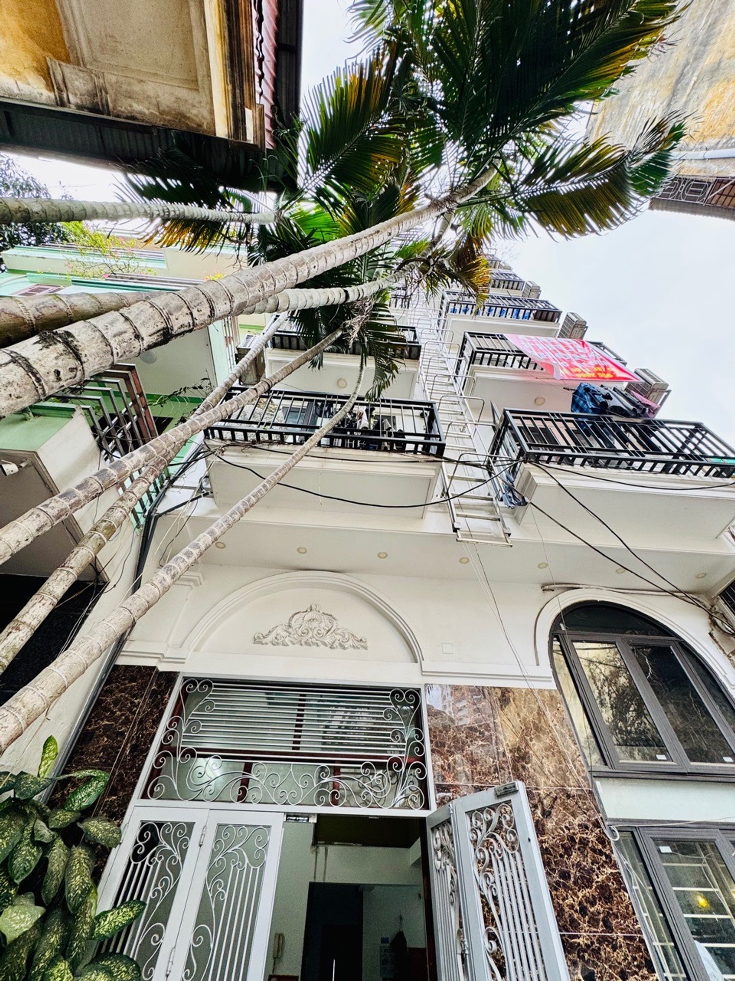 Bán nhà Lương Khánh Thiện - diện tích 60m2 6 tầng - Thang máy, Gara ô tô 7 chỗ - giá 15 tỷ