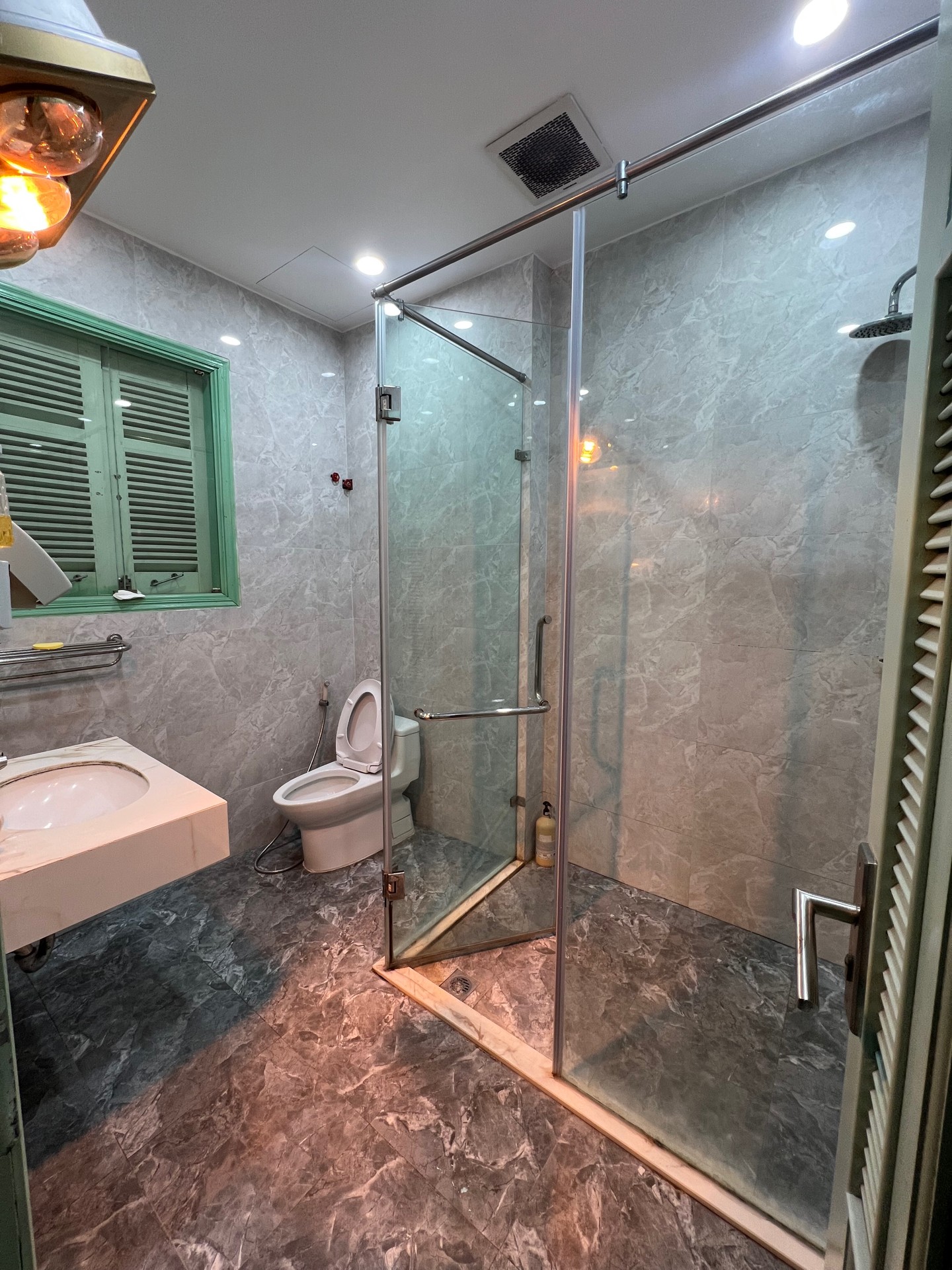 Bán nhà Hồ Đắc Di - diện tích 150m2 4 tầng - Ngõ 2 ô tô tránh - giá 37 tỷ