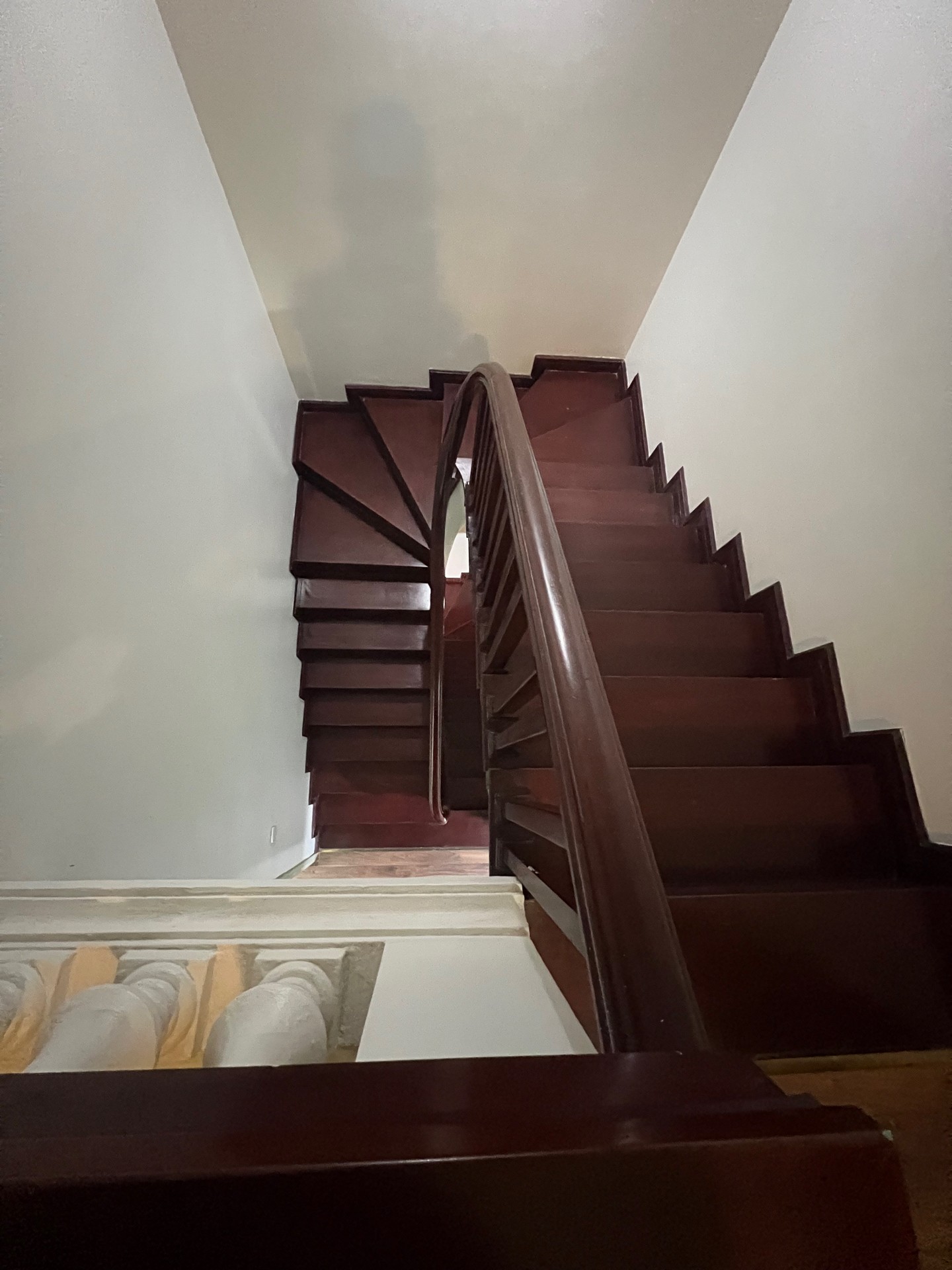 Bán nhà Hồ Đắc Di - diện tích 150m2 4 tầng - Ngõ 2 ô tô tránh - giá 37 tỷ