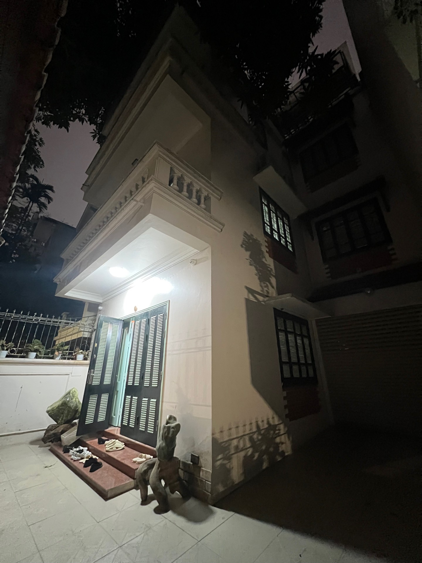 Bán nhà Hồ Đắc Di - diện tích 150m2 4 tầng - Ngõ 2 ô tô tránh - giá 37 tỷ