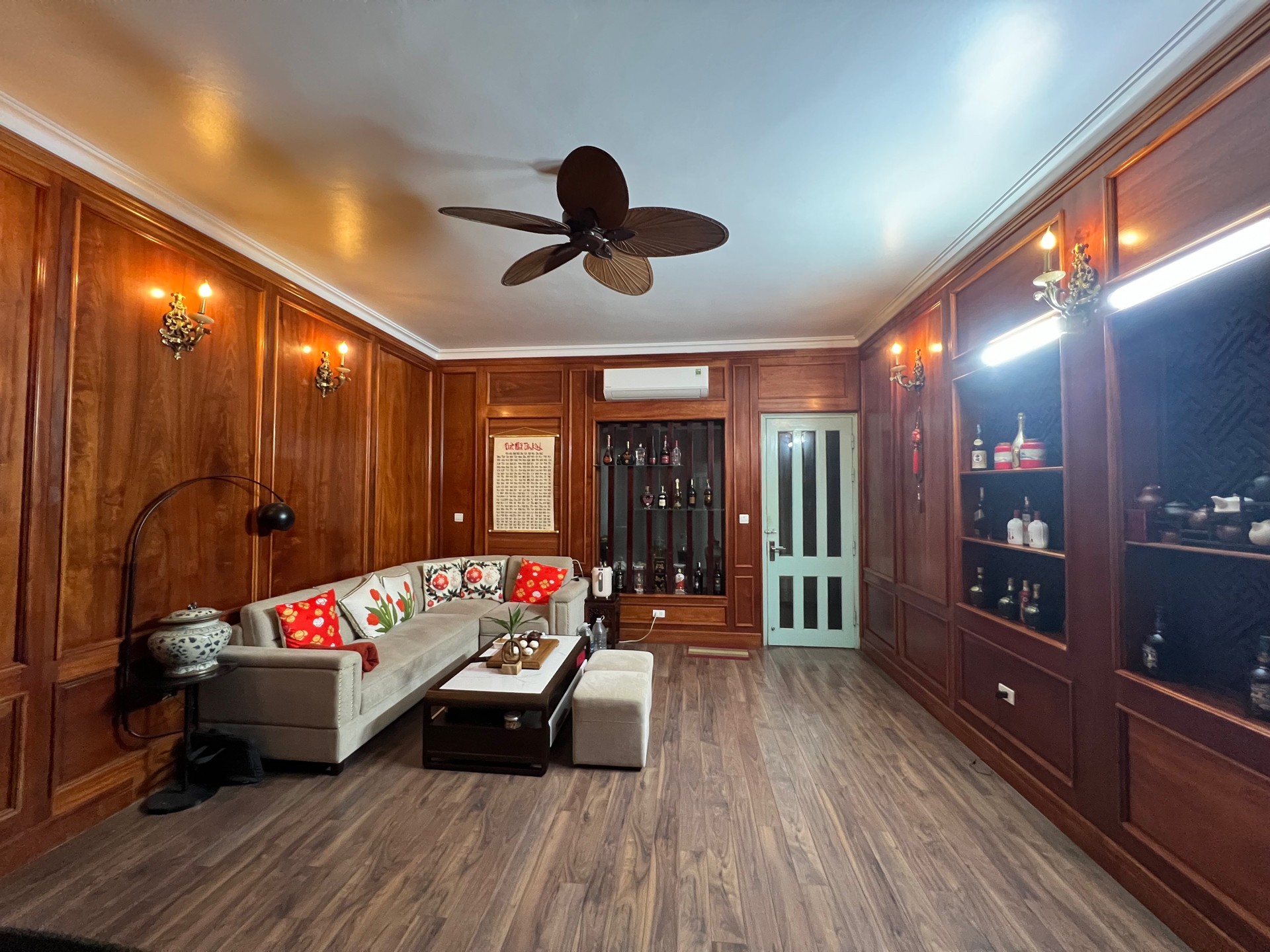 Bán nhà Hồ Đắc Di - diện tích 150m2 4 tầng - Ngõ 2 ô tô tránh - giá 37 tỷ