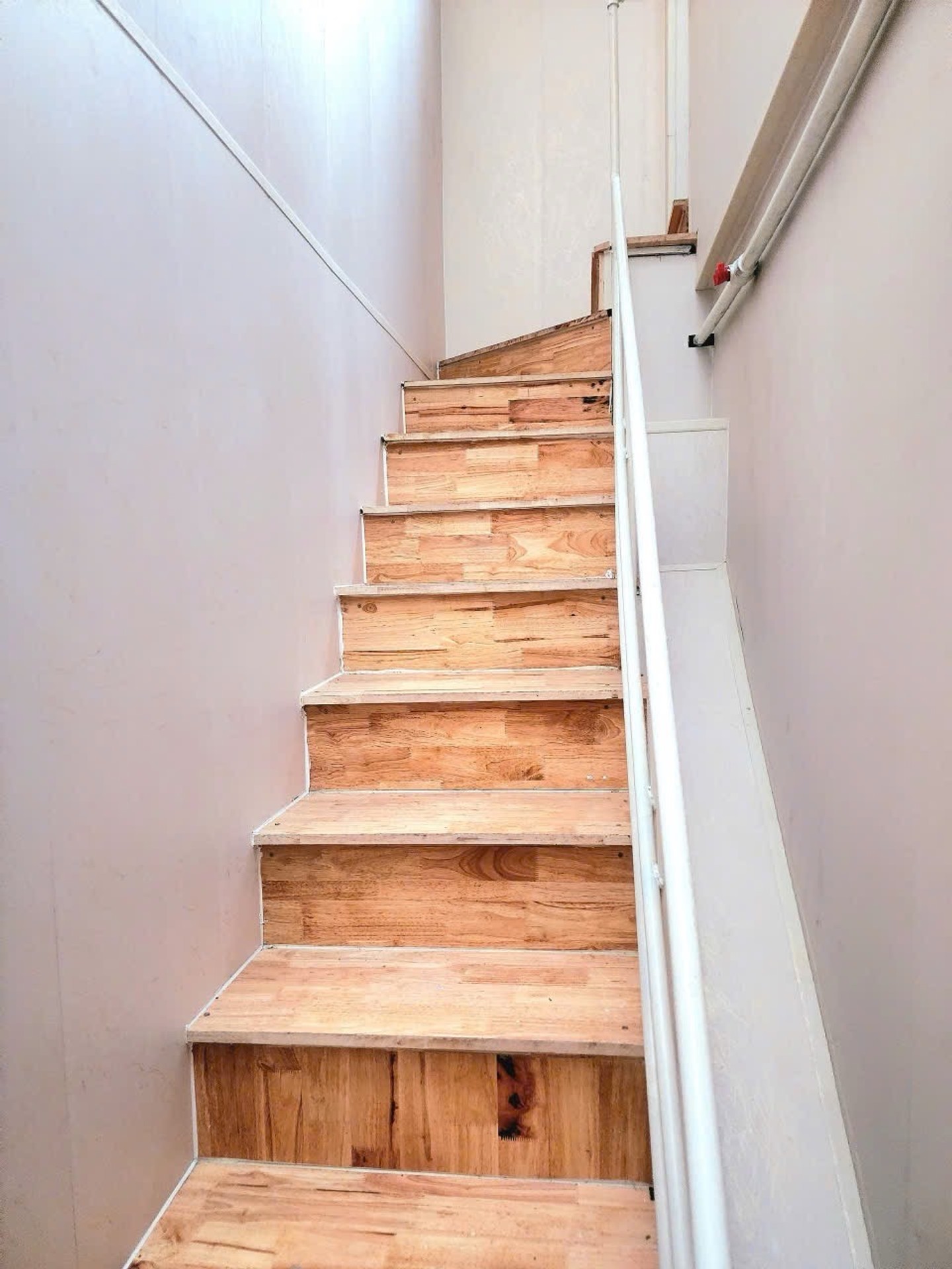 Bán nhà Kim Giang - diện tích 120m2 2 tầng - Nhà đầu hồi có cây cối xoã bóng mát quanh năm - giá 3,95 tỷ