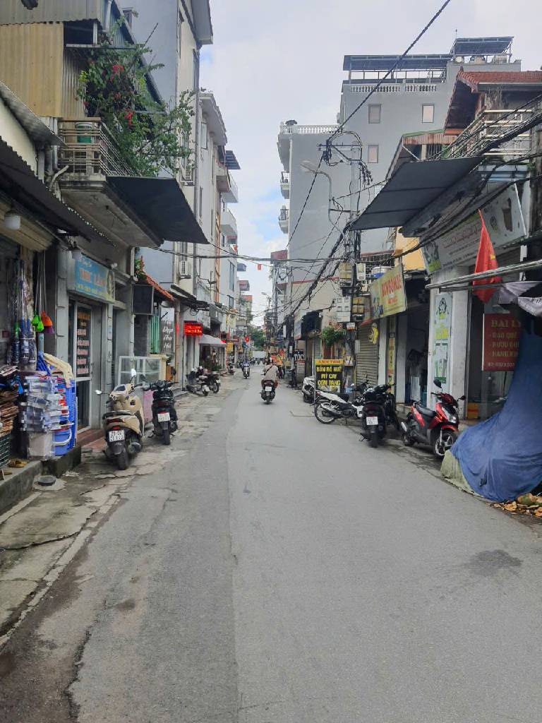 Bán nhà Yên Duyên - diện tích 119m2 1 tầng - Mảnh đất đẹp ngay mặt phố - giá 35,5 tỷ