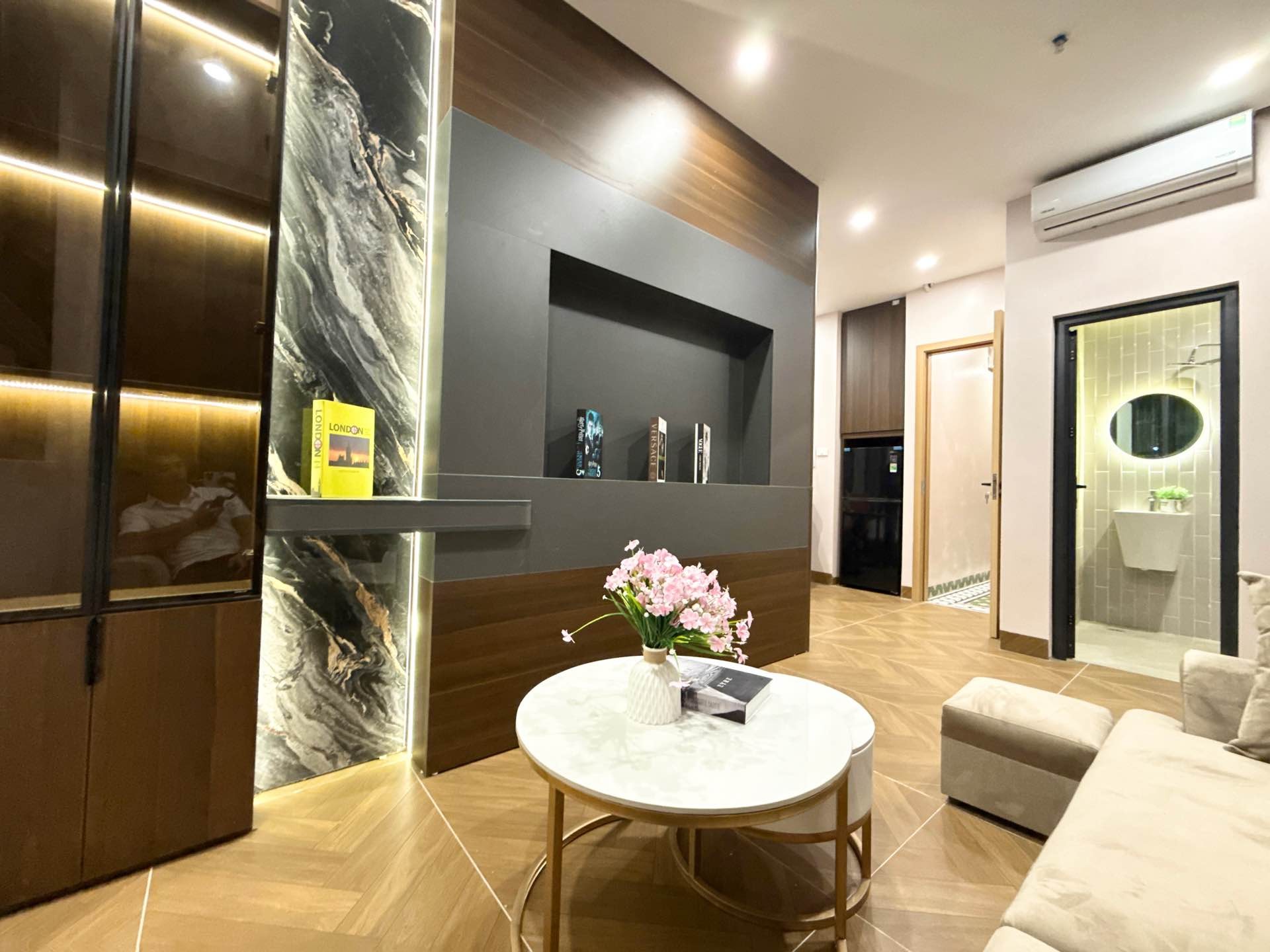 Bán nhà Hai Bà Trưng - diện tích 82m2 5 tầng - Lô góc, thang máy - giá 16,5 tỷ