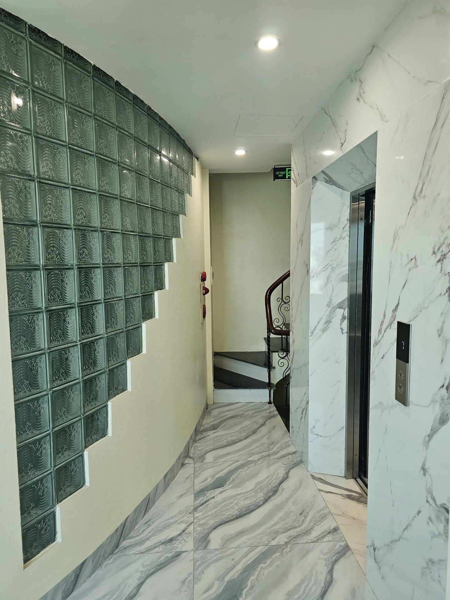 Bán nhà Dương Văn Bé - diện tích 70.5m2 8 tầng - Cực HOT siêu Phẩm - giá 46,5 tỷ