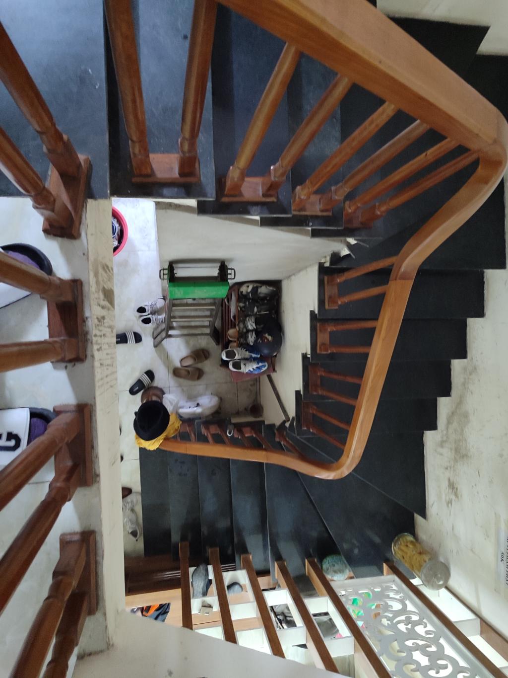 Bán nhà Đại Đồng - diện tích 50m2 5 tầng - Ô TÔ TRÁNH KINH DOANH - giá 11,5 tỷ