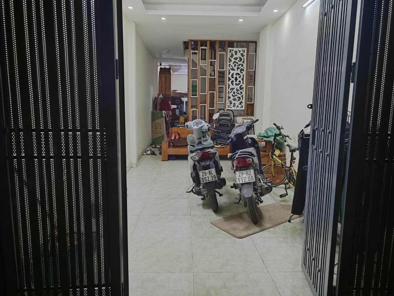Bán nhà Đại Đồng - diện tích 50m2 5 tầng - Ô TÔ TRÁNH KINH DOANH - giá 11,5 tỷ