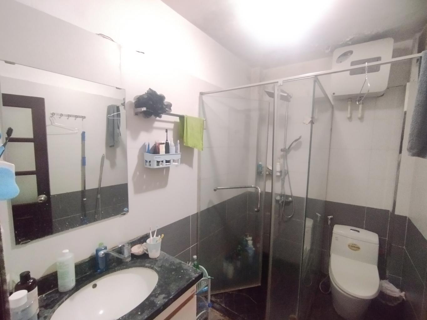 Bán nhà Trung Kính - diện tích 92m2 4 tầng - Ô TÔ TRÁNH - giá 34 tỷ