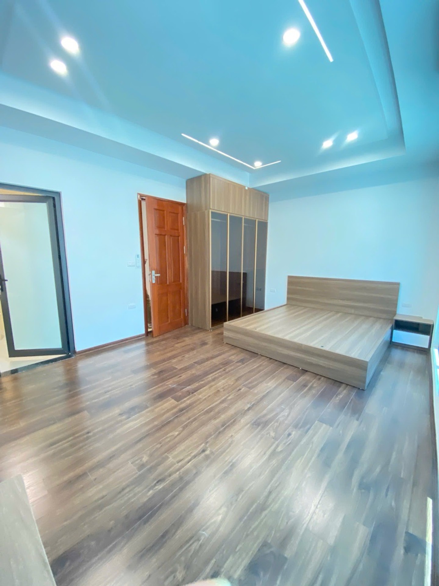 Bán nhà Định Công Hạ - diện tích 36m2 7 tầng - thang máy - giá 8,9 tỷ