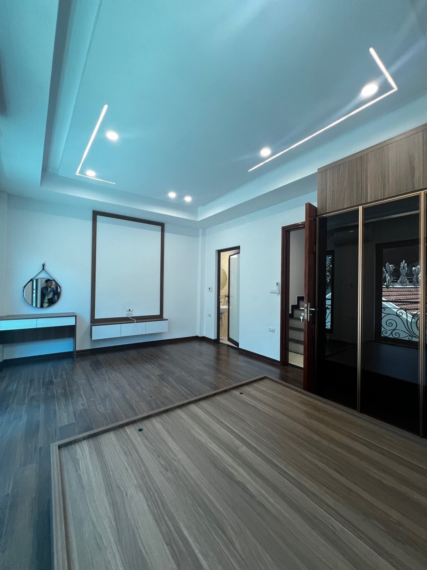 Bán nhà Định Công Hạ - diện tích 36m2 7 tầng - thang máy - giá 8,9 tỷ