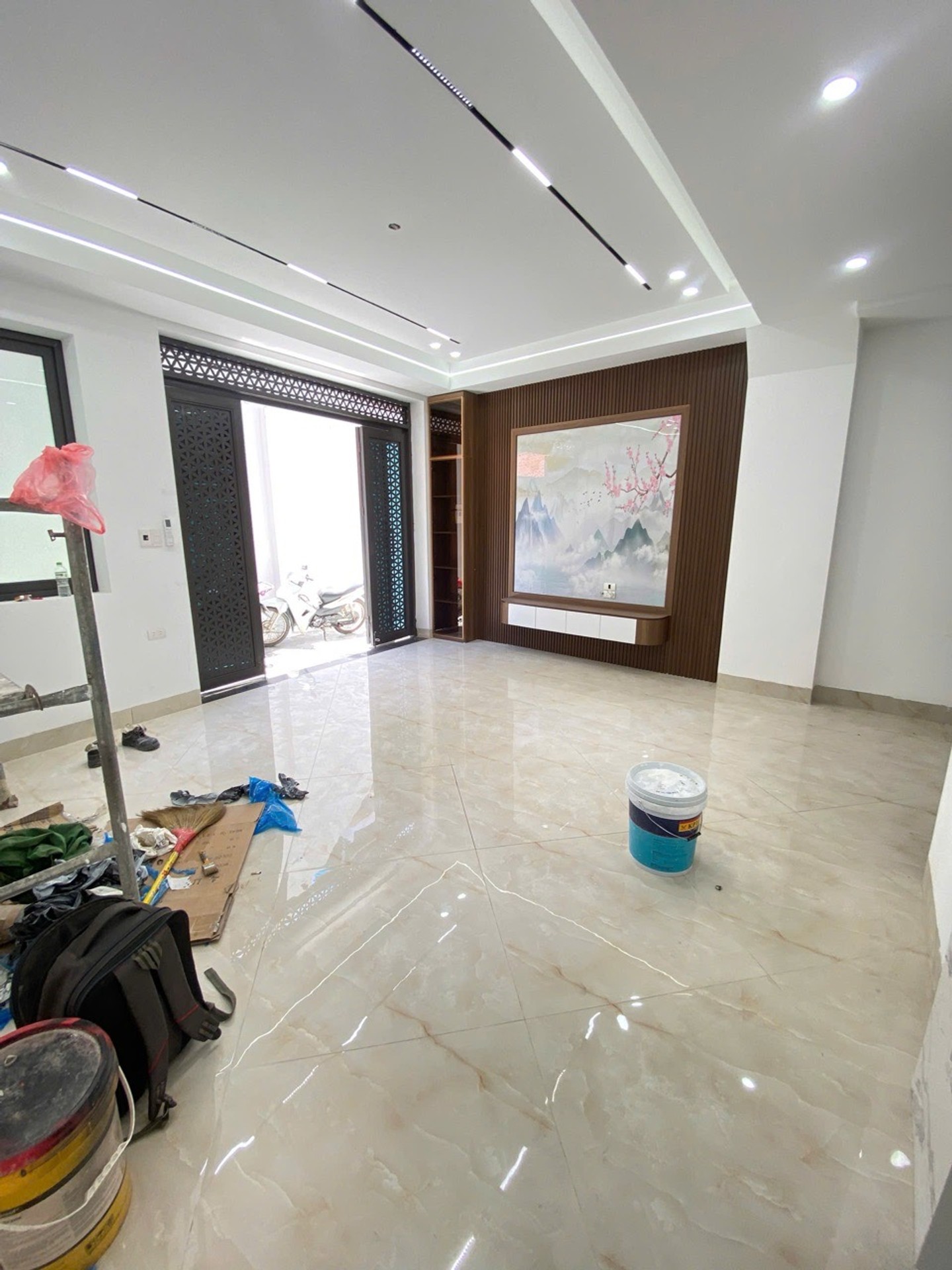 Bán nhà Định Công Hạ - diện tích 36m2 7 tầng - thang máy - giá 8,9 tỷ