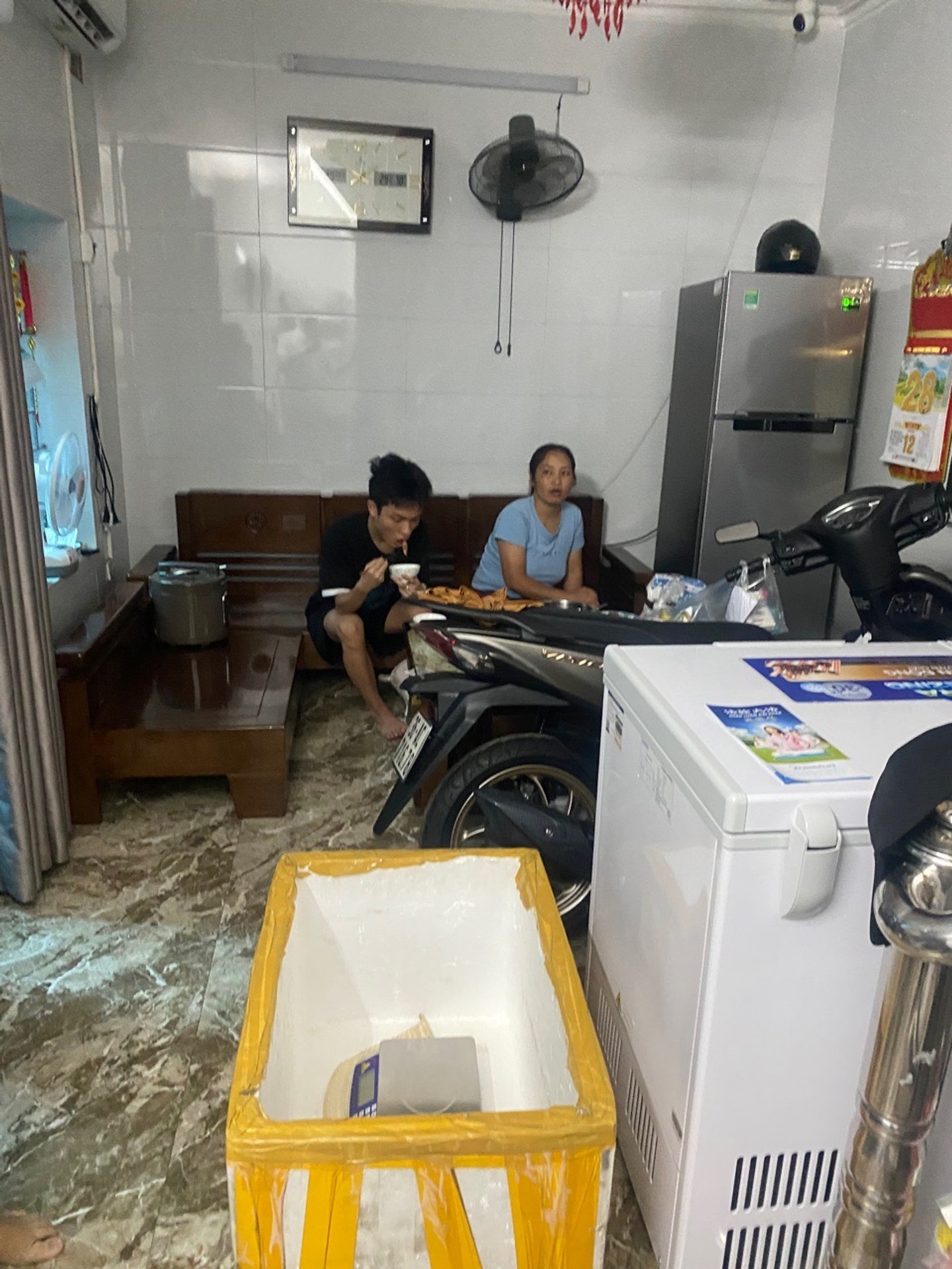Bán nhà Định Công Thượng - diện tích 23m2 2 tầng - ô tô tránh - giá 1,8 tỷ