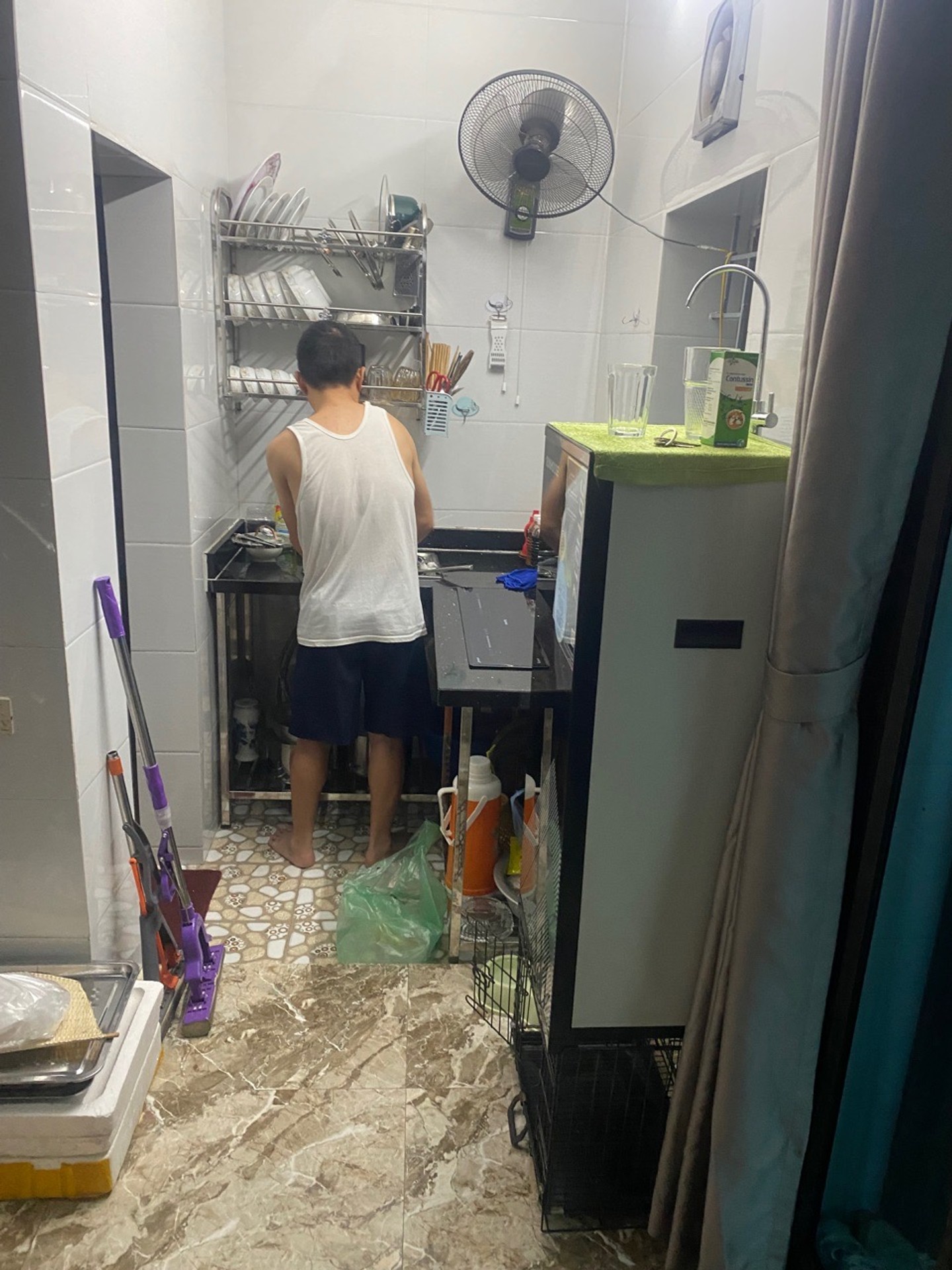 Bán nhà Định Công Thượng - diện tích 23m2 2 tầng - ô tô tránh - giá 1,8 tỷ