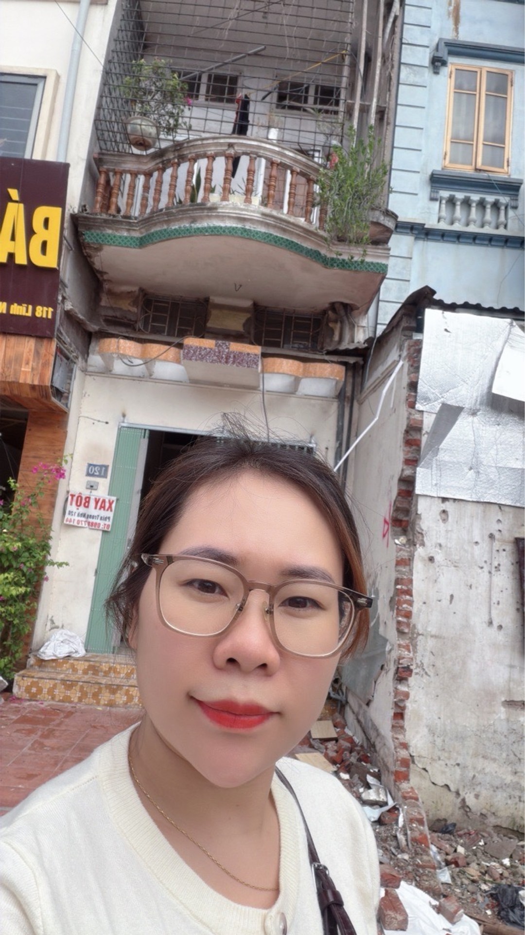 Bán nhà Lĩnh Nam - diện tích 63m2 3 tầng - Mặt phố kinh doanh sầm uất - giá 23,5 tỷ