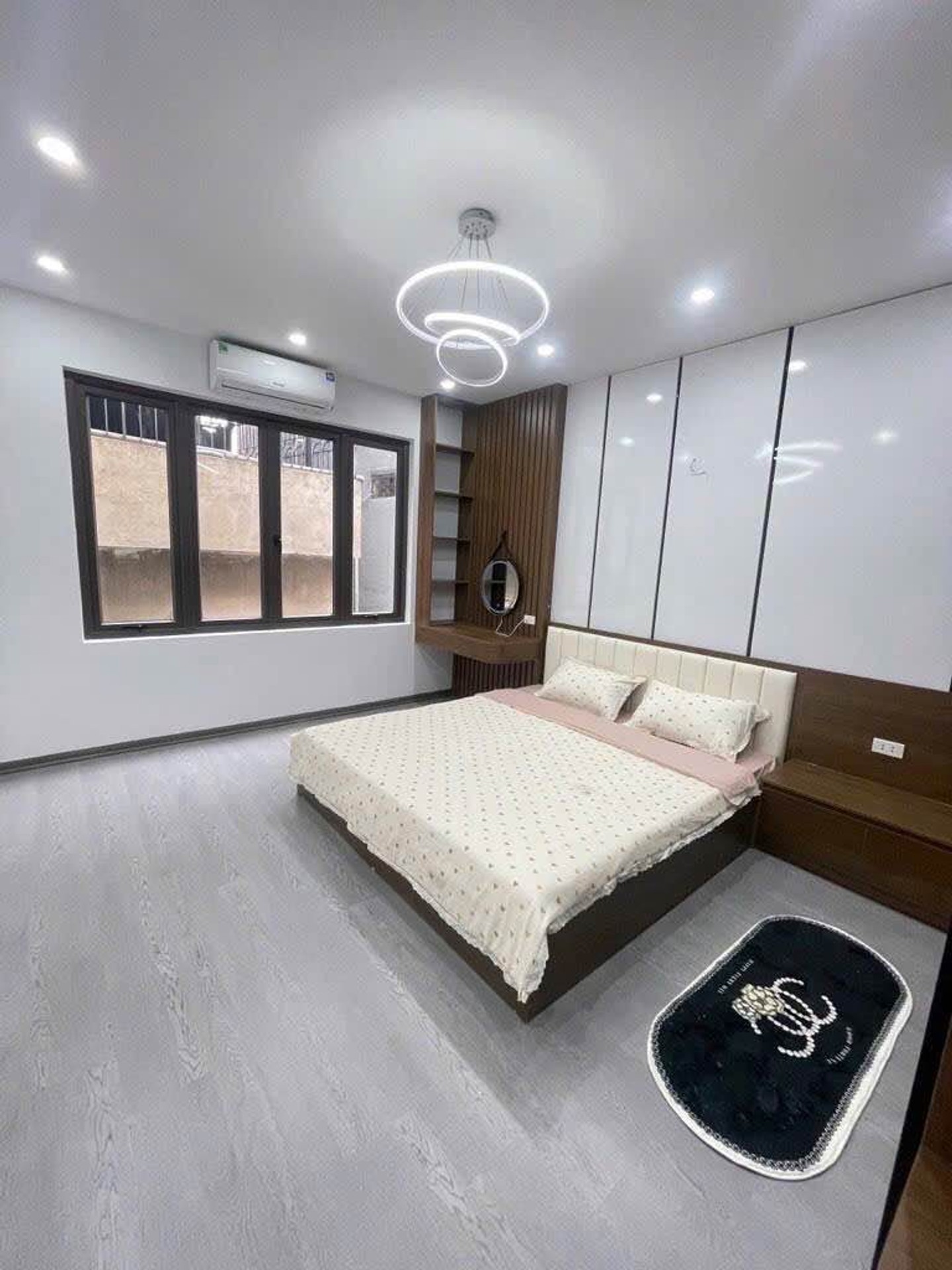 Bán nhà Trần Đại Nghĩa - diện tích 30m2 5 tầng - Nhà mới đẹp, vị trí đẹp - giá 8,8 tỷ
